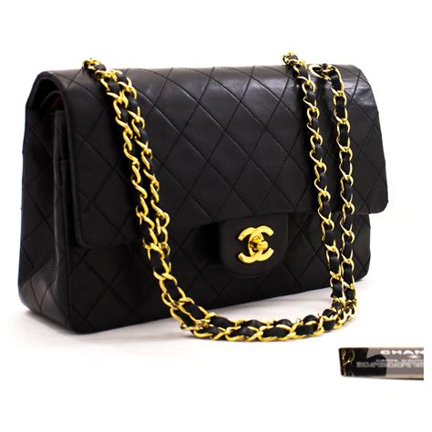 chanel nera costo|costo borsa Chanel 2.55.